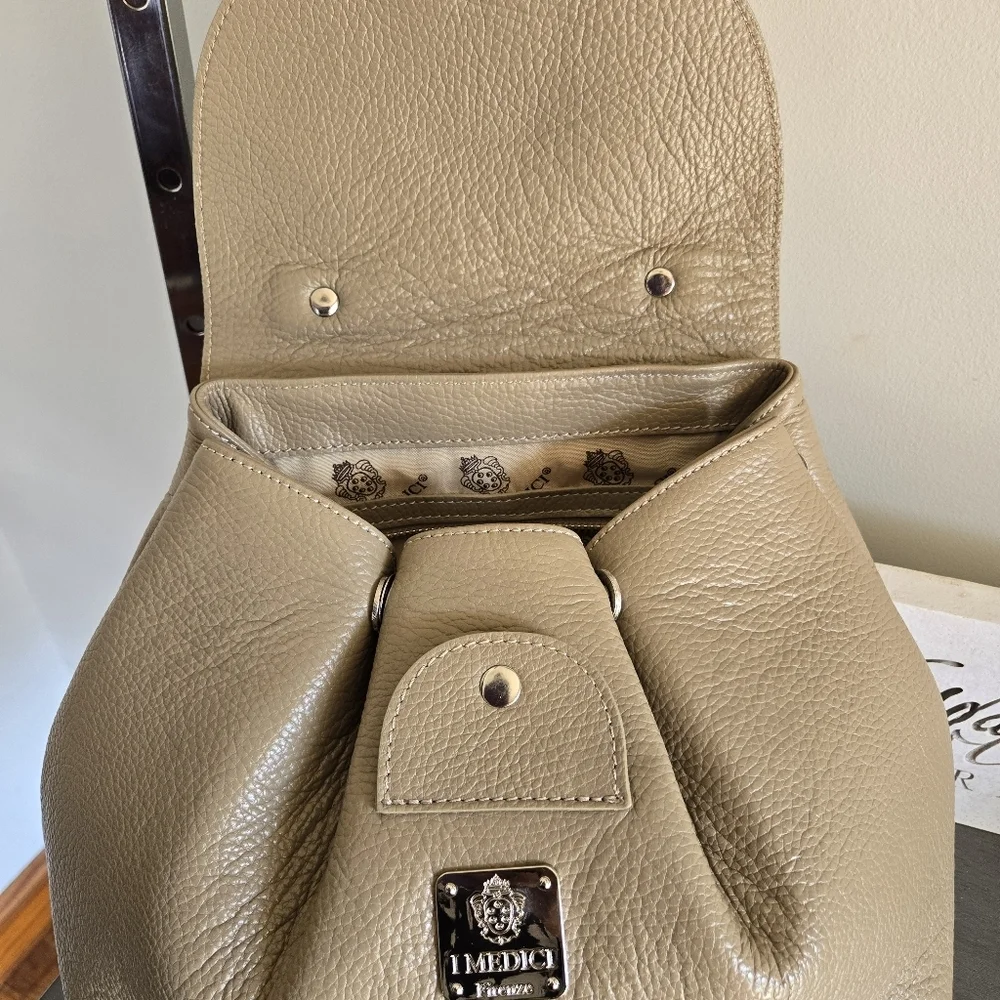 Medici Firenze Italian Pebbled Leather Backpack Bag